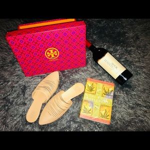 TORY BURCH SIENNA FLATS